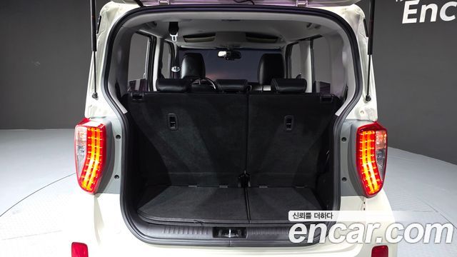 Kia RAY Prestige — photo 1 of 33