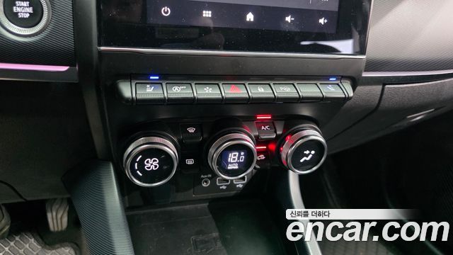 Renault-KoreaSamsung XM3 1.3 TCe RE Signature — photo 1 of 32