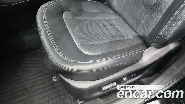 Kia K5 LPI Prestige — photo 1 of 30