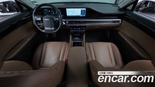 Hyundai Grandeur 2,5 Gasoline 2WD — photo 1 of 33