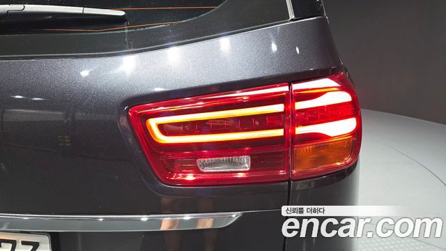 2018 Kia Canival 11-Seater Prestige, photograph 10