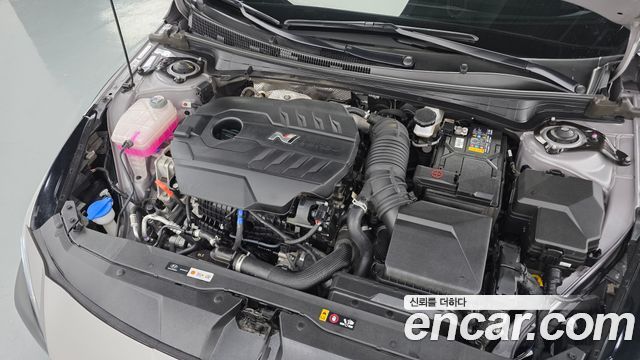 Hyundai AVANTE 2.0 N — photo 1 of 33