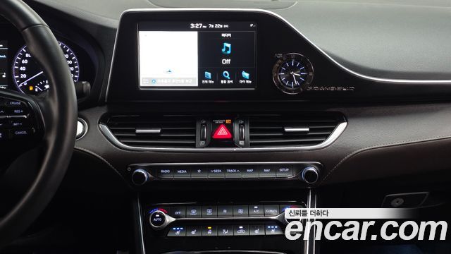 Hyundai Grandeur 3.0 Exclusive — photo 1 of 35