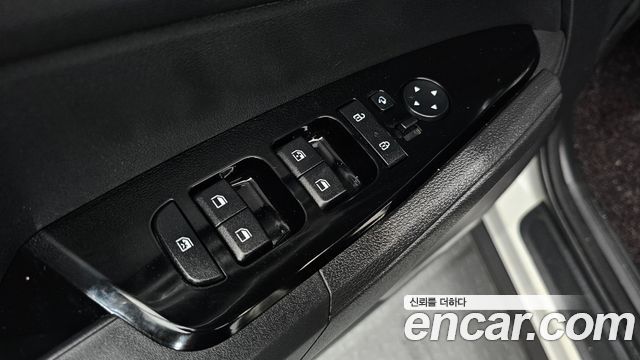 Kia Sportage Diesel 2.0 4WD — photo 1 of 31