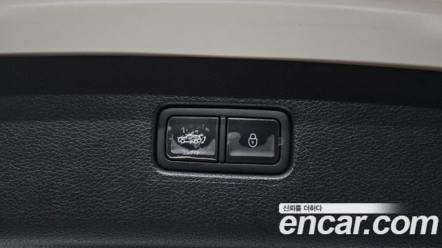 Genesis GV80 2.5T Gasoline 2WD — photo 1 of 34