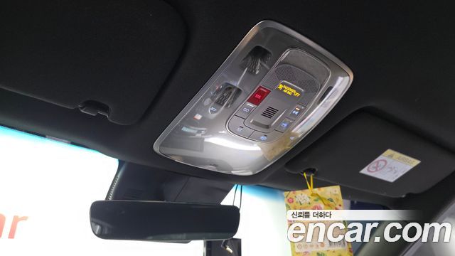 Genesis GV60 Standard AWD — photo 1 of 35