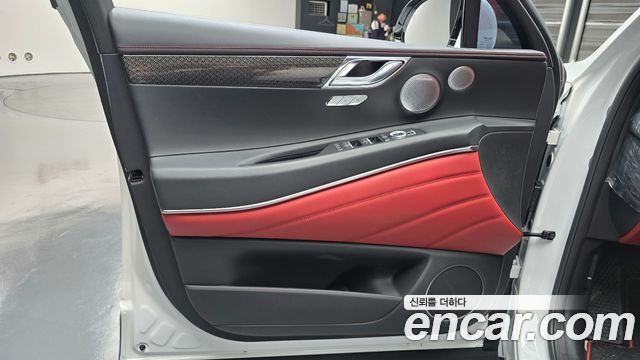 2024 Genesis GV80 2.5T Gasoline AWD, photograph 3