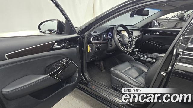 Kia K7 Noblesse — photo 1 of 32