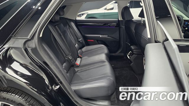 Hyundai Grandeur 2,5 Gasoline 2WD — photo 1 of 34