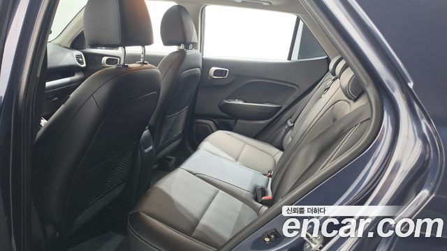 2020 Hyundai Venue 1.6 Modern, photograph 3
