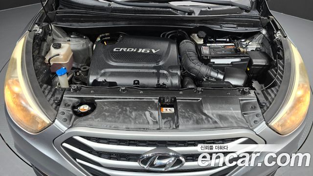 2014 Hyundai Tucson Diesel(e-VGT) 2WD, photograph 2