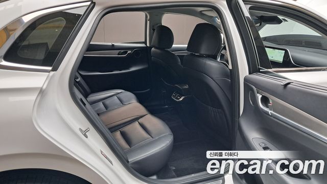 Hyundai Grandeur 2.5 — photo 1 of 38
