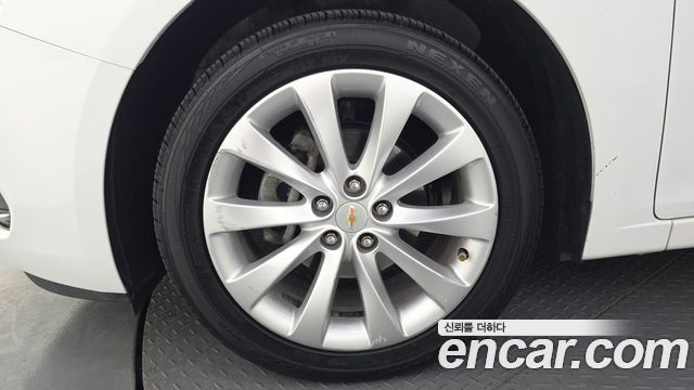 ChevroletGMDaewoo Cruze 1.8 LTZ — photo 1 of 20