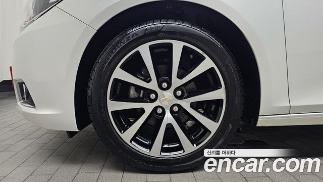 ChevroletGMDaewoo Malibu 2.0 LTZ Deluxe Pack(Black) — photo 1 of 33