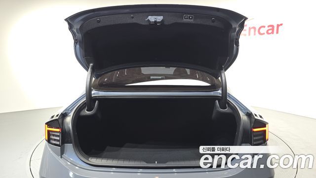 Hyundai Sonata 2.0 — photo 1 of 30