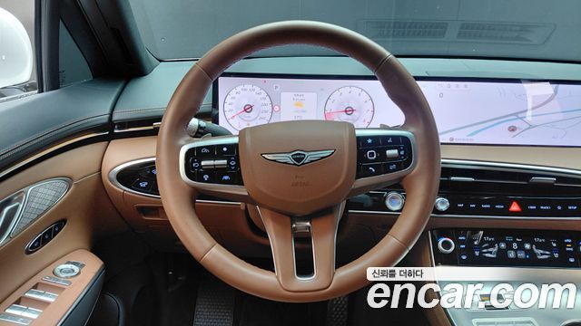 Genesis GV70 2.5T Gasoline AWD — photo 1 of 30