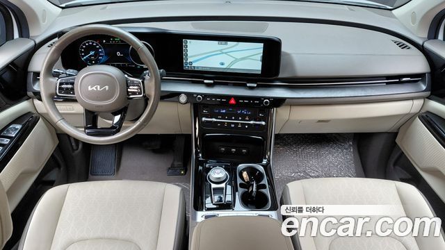 Kia Canival Diesel 9-Seater Noblesse — photo 1 of 29