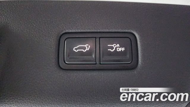 Kia Canival Gasoline 7-Seater Noblesse — photo 1 of 36
