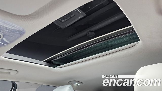 Hyundai Nexo Premium — photo 1 of 32