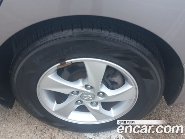 Hyundai AVANTE M16 GDI Luxury — photo 1 of 18