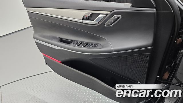 Hyundai Grandeur 3.0 LPi — photo 1 of 30
