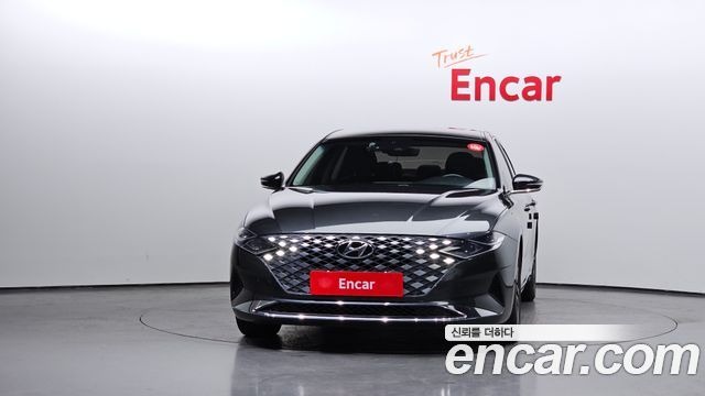 Hyundai Grandeur 2.5 — photo 1 of 31