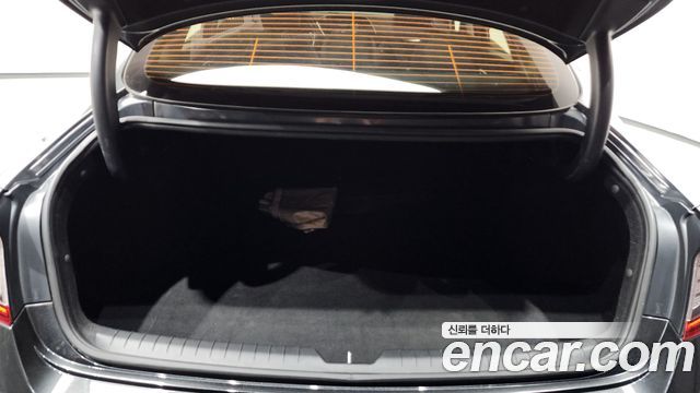 Hyundai Sonata 1.6 Turbo — photo 1 of 37