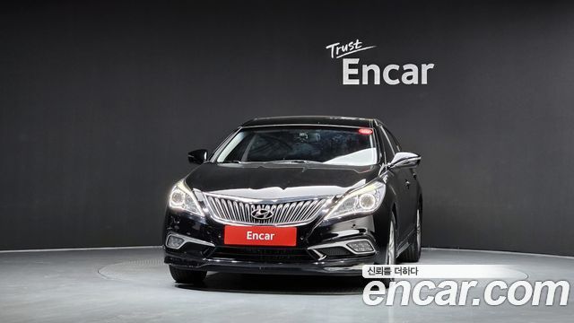2016 Hyundai Grandeur HG240 Modern Collection, photograph 5