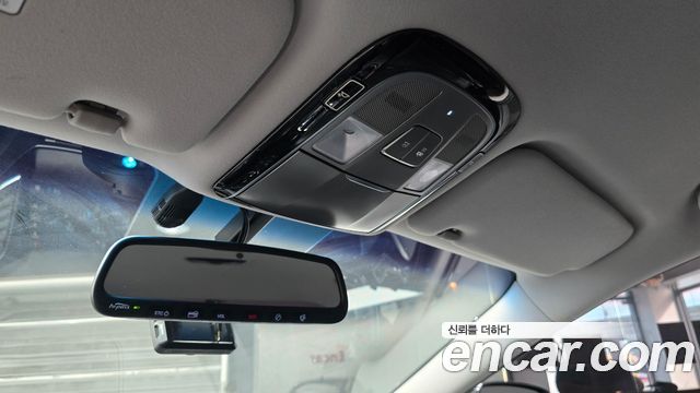 Hyundai Grandeur HG240 Modern Collection