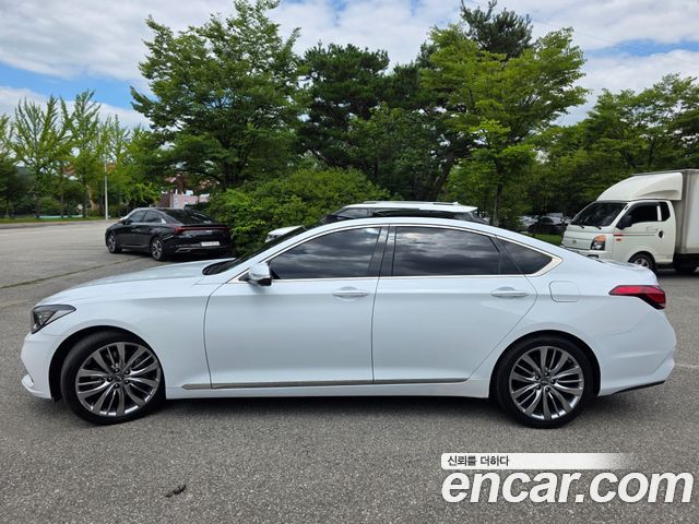 Hyundai Genesis G380 Exclusive AWD — photo 1 of 20