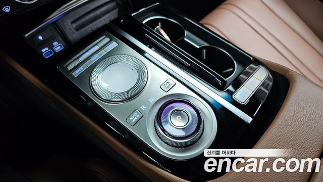 Genesis G80 Gasoline 2.5 Turbo AWD — photo 1 of 37
