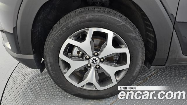 KG_Mobility_Ssangyong Torres Gasoline 1.5 4WD — photo 1 of 20