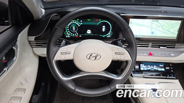 Hyundai Grandeur Le Blanc — photo 1 of 34
