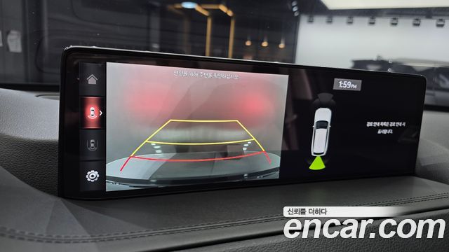 Genesis GV80 2.5T Gasoline AWD — photo 1 of 36