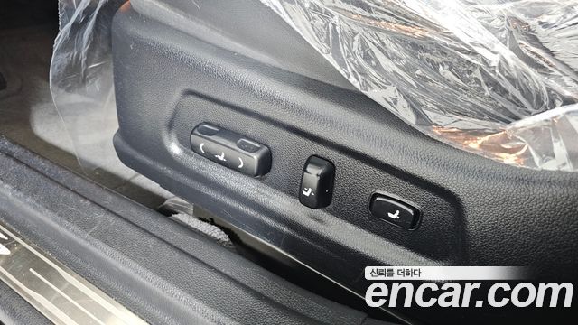 Kia K7 2.4 GDI Prestige Specia — photo 1 of 31