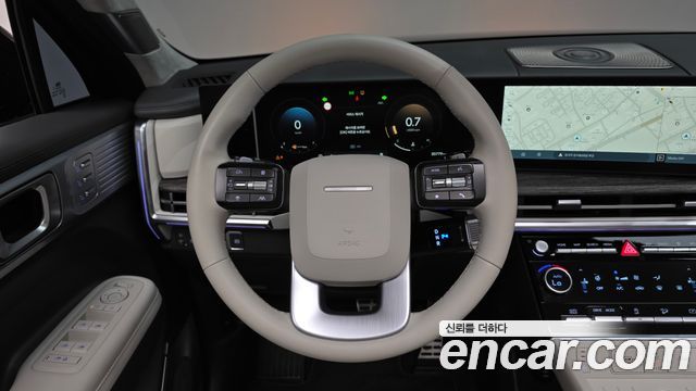 Hyundai Santafe Gasoline 2.5T 2WD — photo 1 of 37