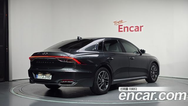 2021 Hyundai Grandeur 2.5, photograph 2