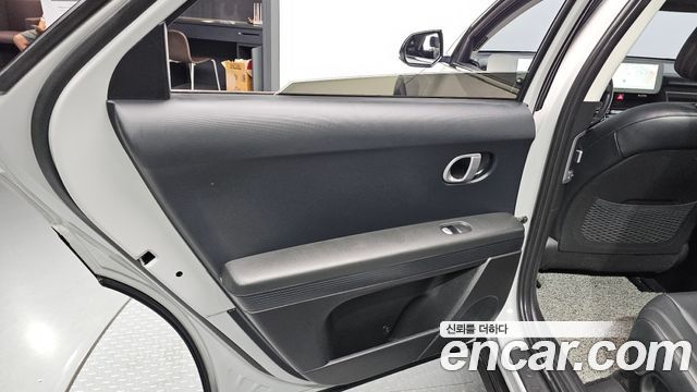 Hyundai Ioniq5 Long range — photo 1 of 31