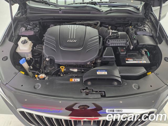 Hyundai Aslan G330 Premium — photo 1 of 20