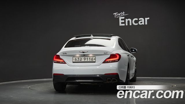 Genesis G70 2.0T — photo 1 of 30