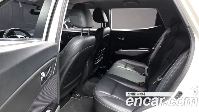 KG_Mobility_Ssangyong TIBOLI Diesel VX 2WD — photo 1 of 20