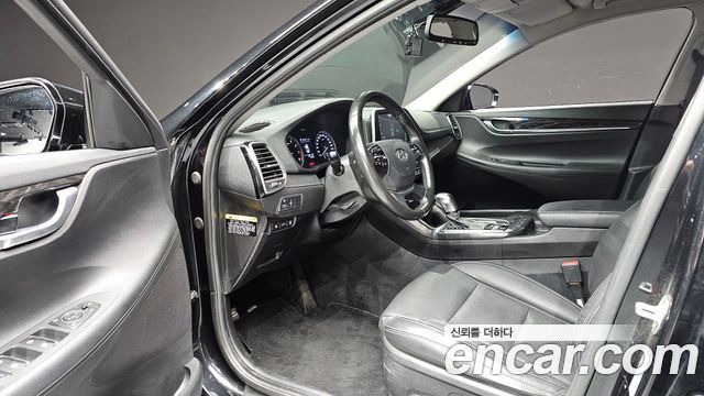 Hyundai Grandeur 3.0 LPi Modern (Rental Car) — photo 1 of 34