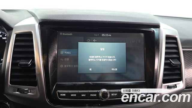 KG_Mobility_Ssangyong Rexton Diesel 2.2 2WD — photo 1 of 34