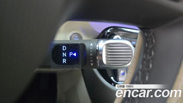 Hyundai Casper Inspiration — photo 1 of 30