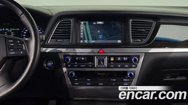 Genesis G80 3.3 GDI — photo 1 of 33