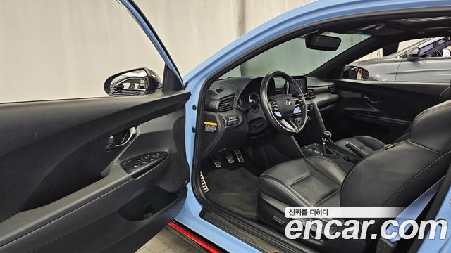 2020 Hyundai Veloster 2.0 N, photograph 4