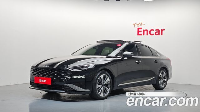 Kia K8 Signature — photo 1 of 36