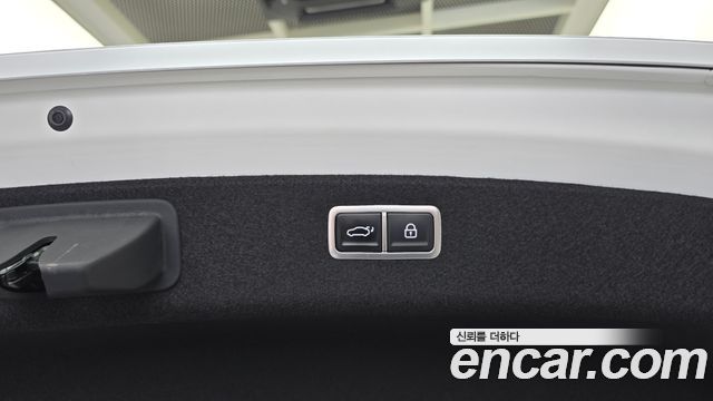 Genesis G80 Gasoline 3.5 Turbo AWD — photo 1 of 34