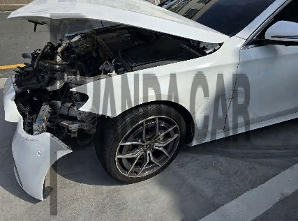 Mercedes-Benz E220 d 4MATIC — photo 1 of 5