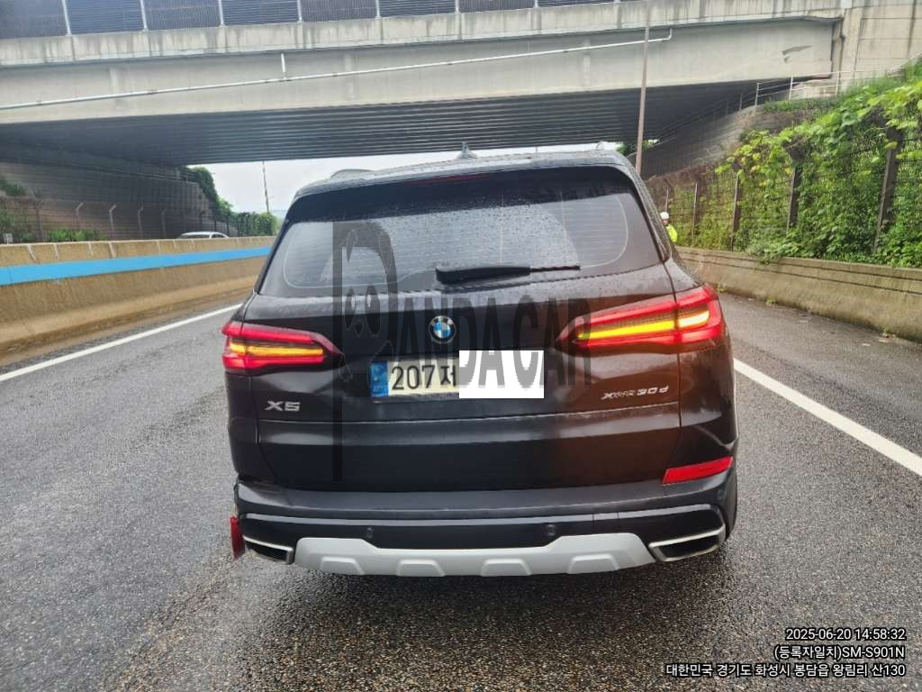 BMW X5 xDrive30d — photo 1 of 5
